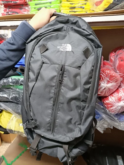 THE NORTH FACE .